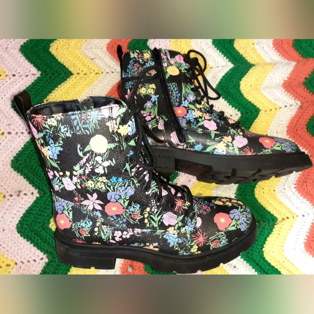 Floral Combat Boots - Picture 2 of 6